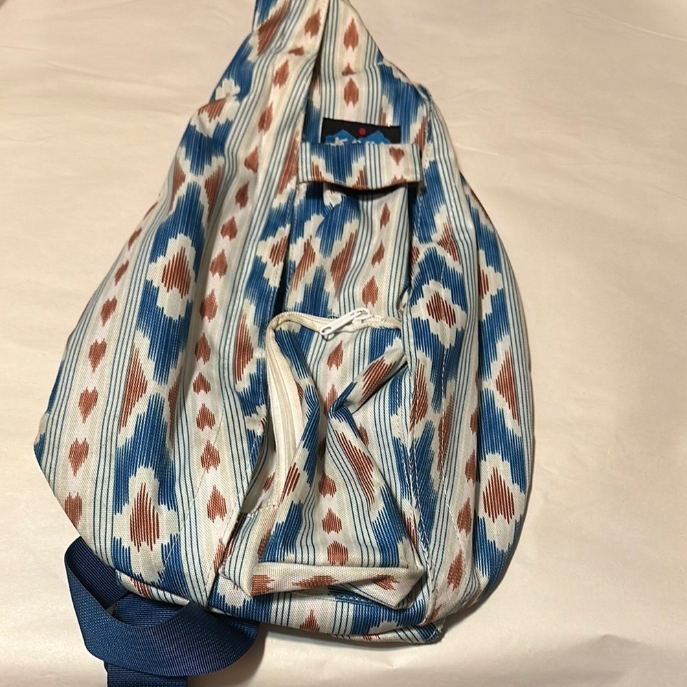 Kavu Blue and White Belt Bag with Geometric Pattern